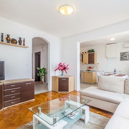 Apartment Lucky 1 Риека Экстерьер фото