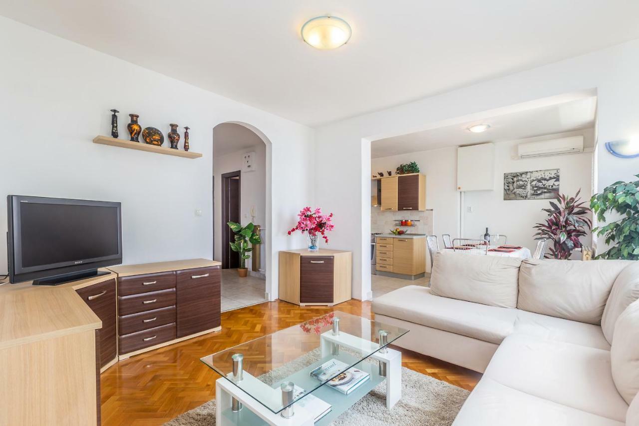 Apartment Lucky 1 Риека Экстерьер фото