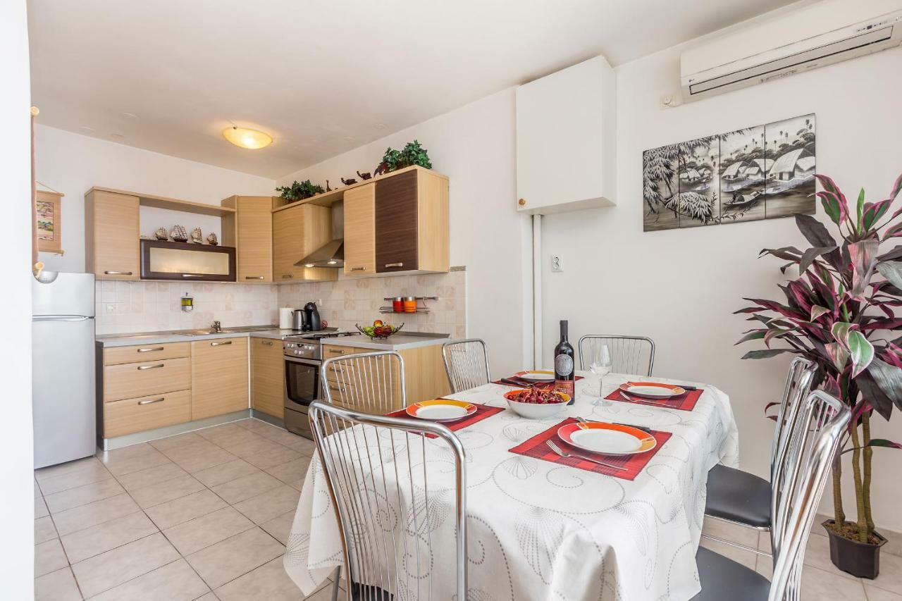 Apartment Lucky 1 Риека Экстерьер фото